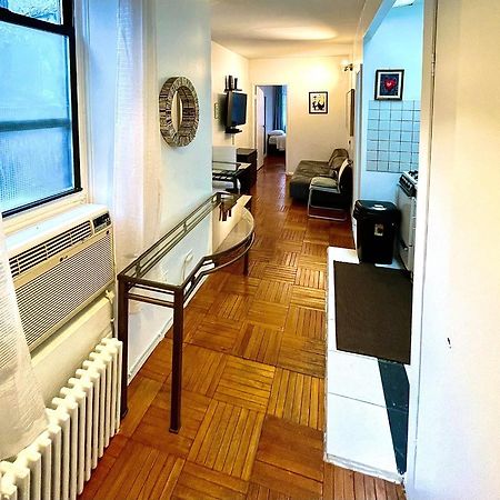 Stunning Two Bed Apt Hells Kitchen Apartment New York Exterior photo